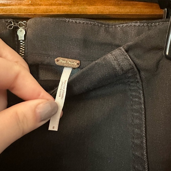 Free People Mini Skirt size 8 black - Picture 5 of 6